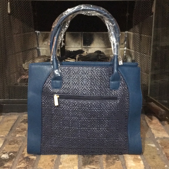 ⚡️Last One⚡️Dariela Structured Tote - Picture 2 of 6